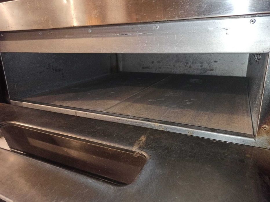 Piec do Pizzy Redfox E-4