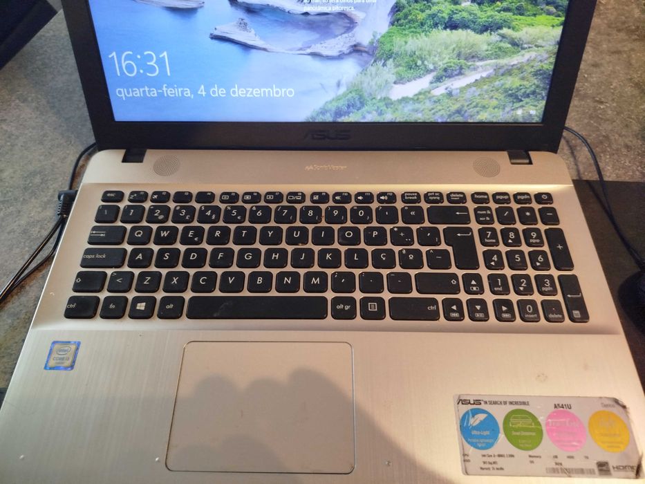 Portátil Asus A541U