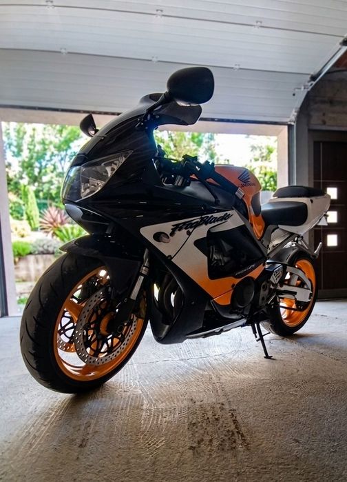 Troco Honda CBR 929 fireblade