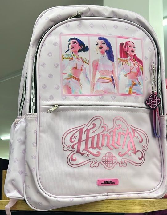 “School bag K-pop