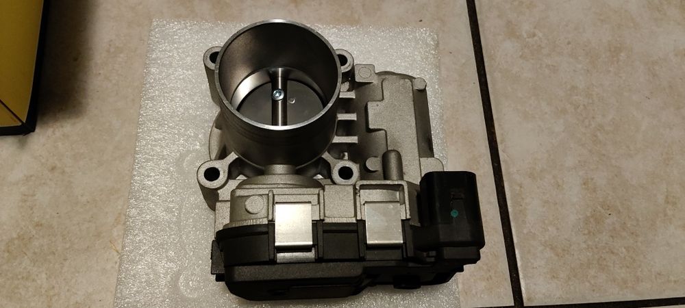 Przepustnica powietrza do VW Golf V 1.4 16V 55kW