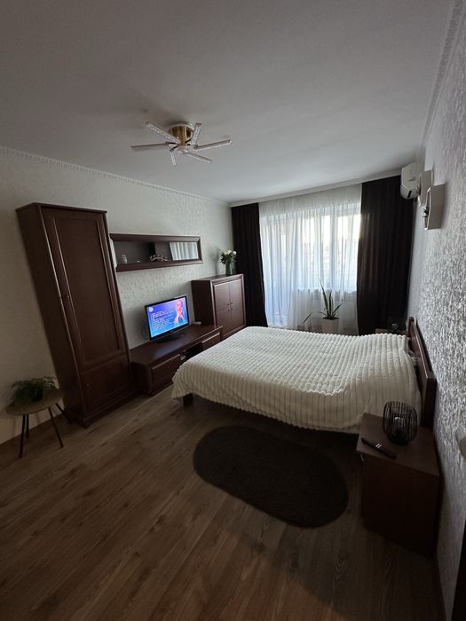 Затишна, тепла квартира , Є ІНТЕРНЕТ БЕЗ СВІТЛА,подобова оренда