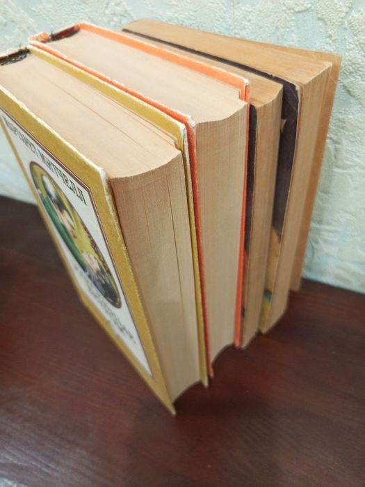 Комплект книг: Знесені вітром (2 томи) + Скарлетт (2 частини) 1992 р.