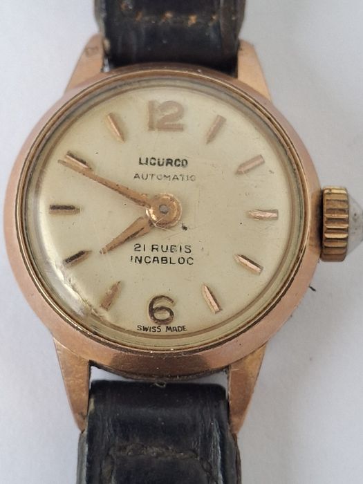 Relógio antigo senhora Licurgo swiss made não testado