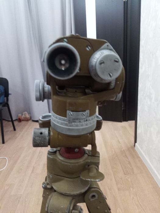 Продам бусоль в зборі.