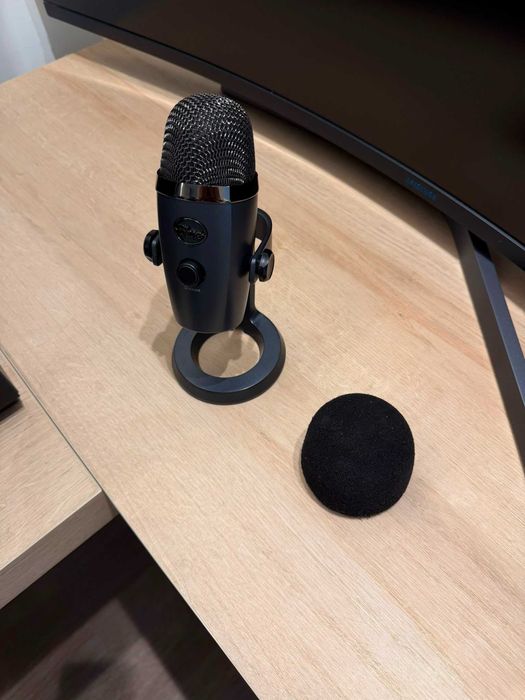 Microfone Logitech Blue Yeti Nano