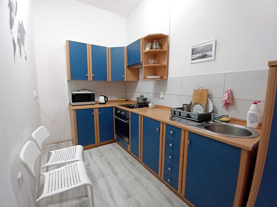 Komfortowy, duży pokój Okęcie- Hynka. Comfy room (also for couple). Комфорт номер