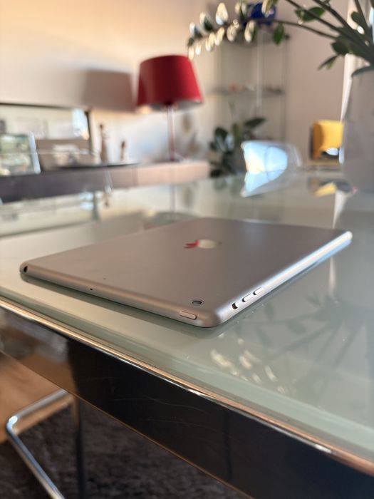 iPad Air 1 (64GB) Wi-Fi – Excelente Estado (Modelo A1474)