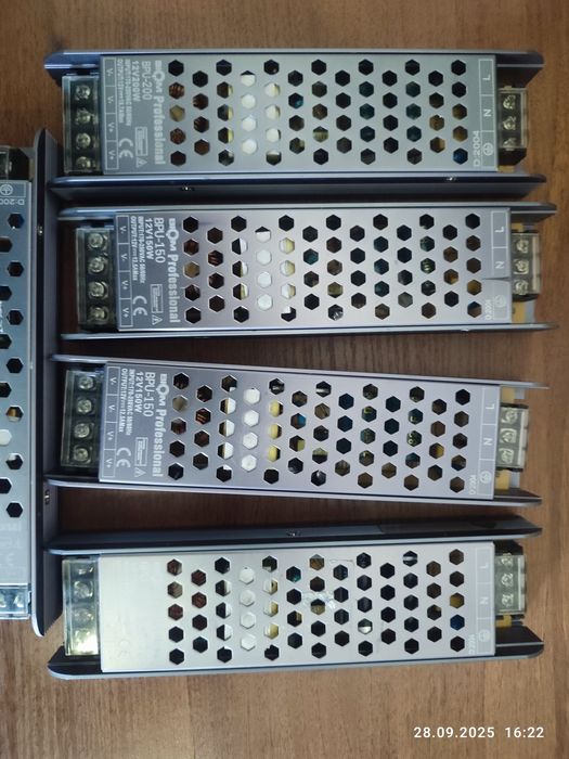 Блок живлення 12в