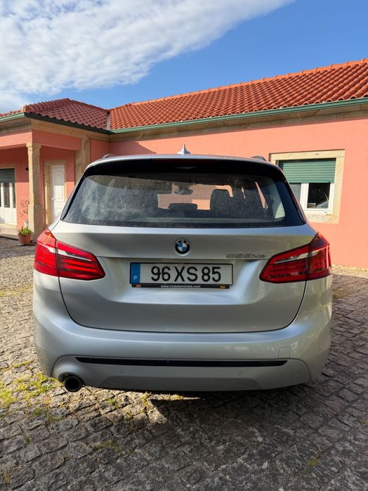 vendo bmw 225xe hibrido plug in