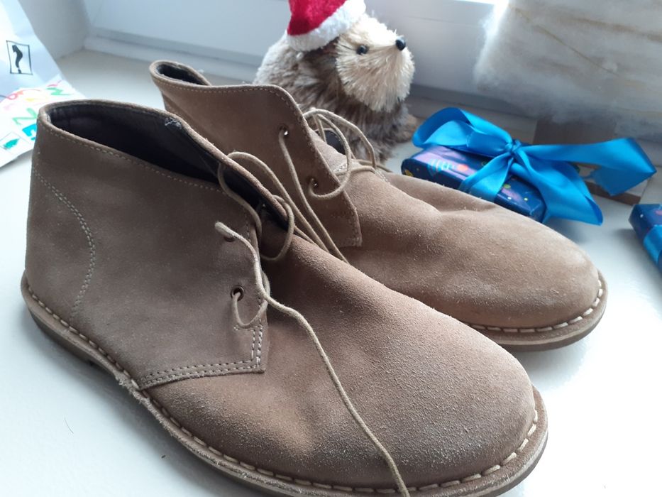 Sprzedam buty zamszowe