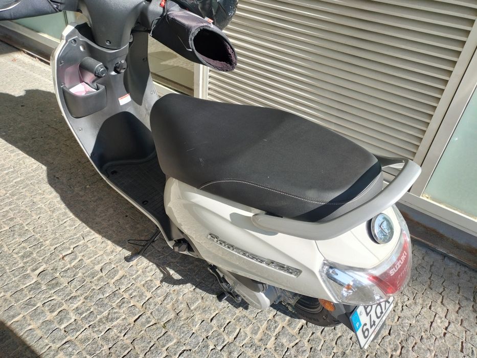Suzuki adress 125