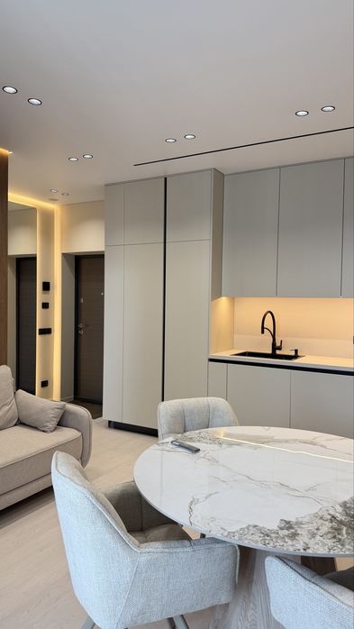 Продаж квартири ЖК Кристал | Crystal | двушка є гардероб | 2кк |