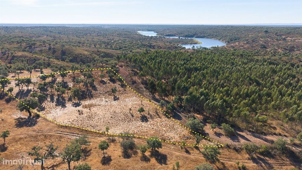 Terreno Rústico com 8.250 m² em Abela – Santiago do Cacém