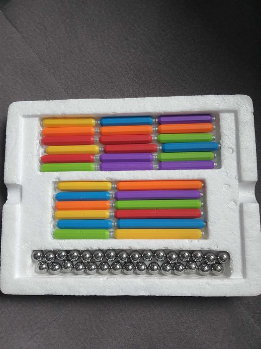 Klocki magnetyczne Play tive 60 sztuk. Lidl