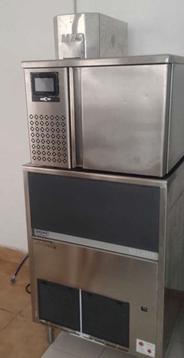 Trespasse de confeitaria, totalmente equipada e pronta a funcionar