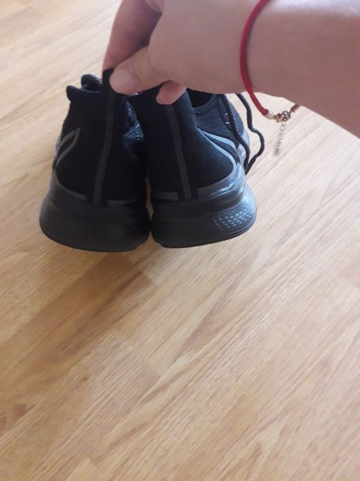 Кроссовки  размер 43