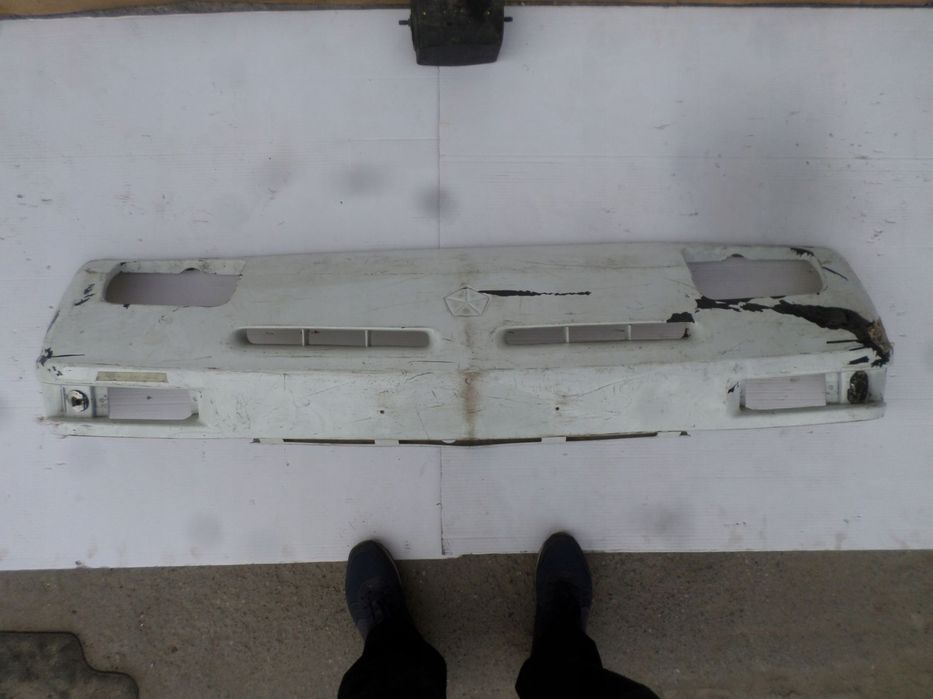 zderzak przód chrysler le baron 1990 r