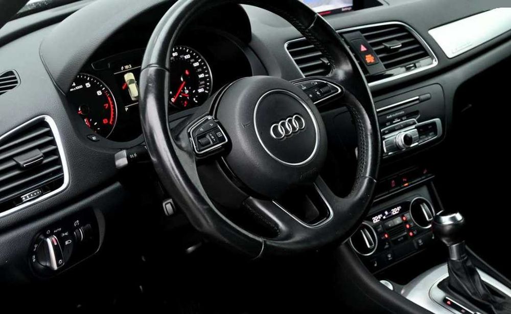 Audi Q3 2016 року
