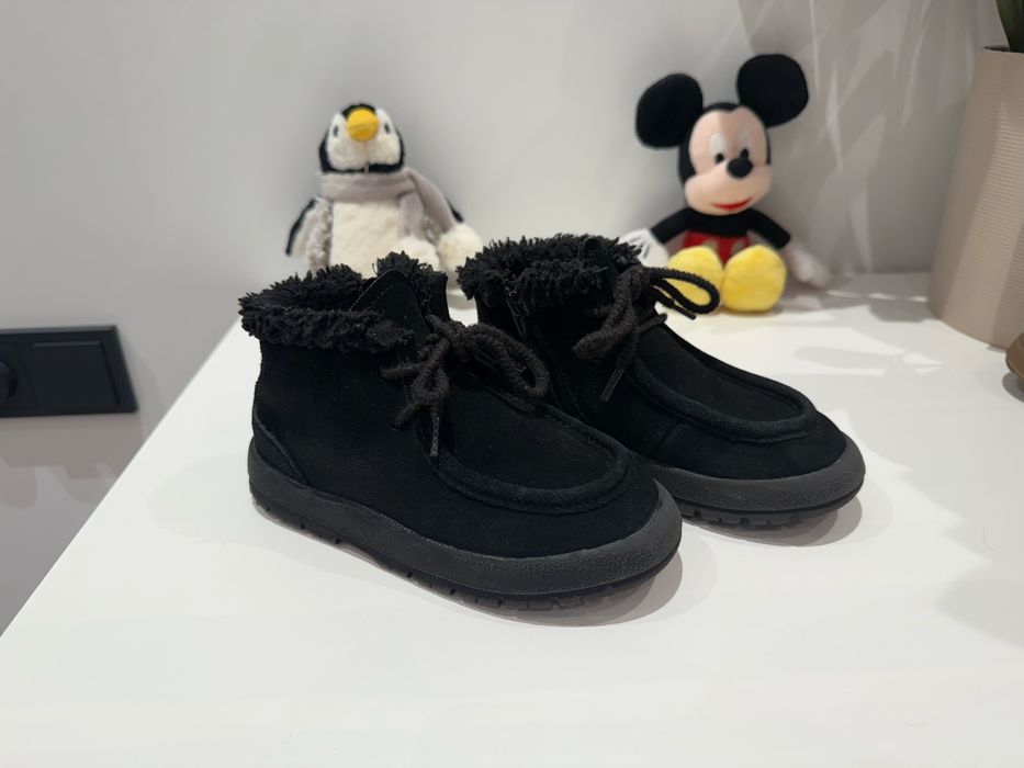 Взуття  ботінки zara 25 - 27 розмір