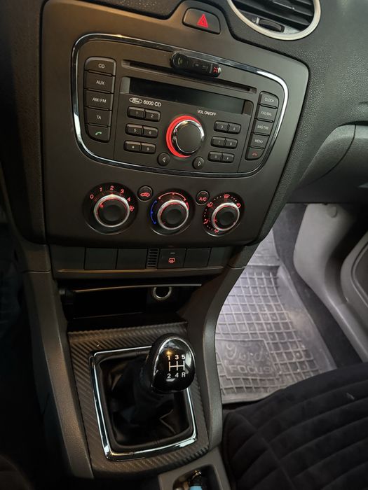 Продам Ford Focus 2 1.4 бензин