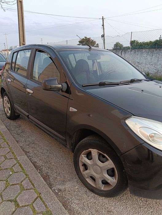 Dácia Sandero econômico