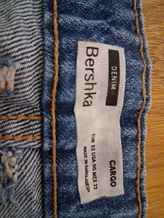 Jeansy granstowe 152cm