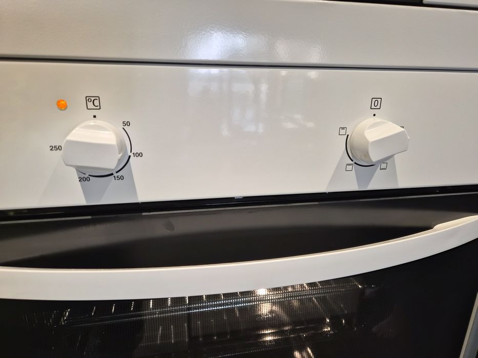 Forno de encastre Zanussi ZOB10401WK Branco