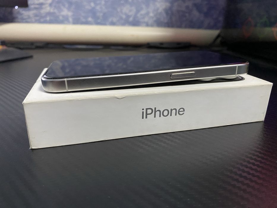 Iphone 15 pro 256 gb