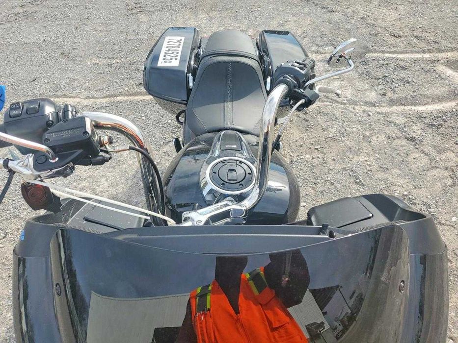 Harley-Davidson FLTRX 2025