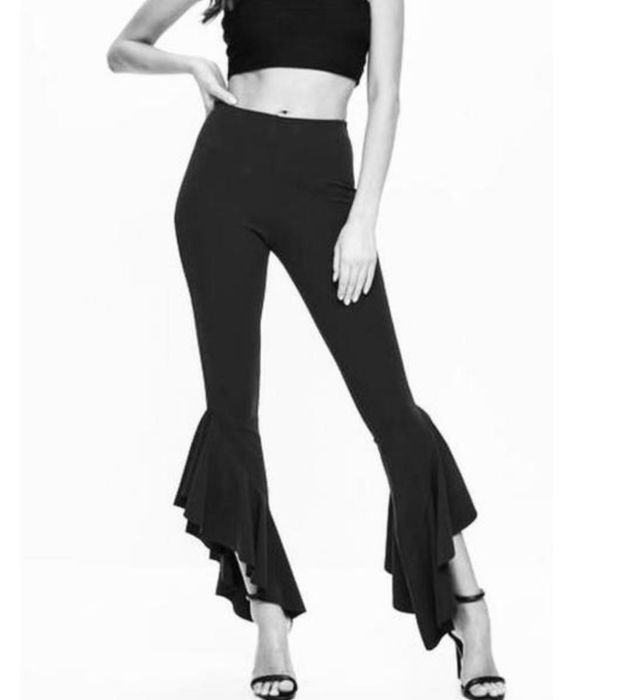 Брюки-кльош висока посадка готичні Missguided