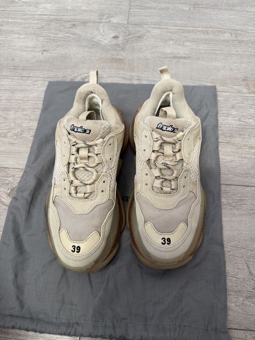 Balenciaga triple s