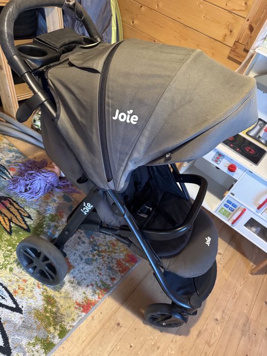 Wózek joie spacerowy