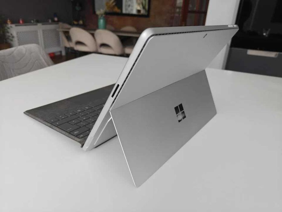 Surface Pro 9 - i5 256Gb SSD 8GB - Promoção