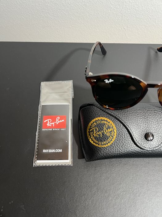 Óculos de sol Ray-Ban 2180