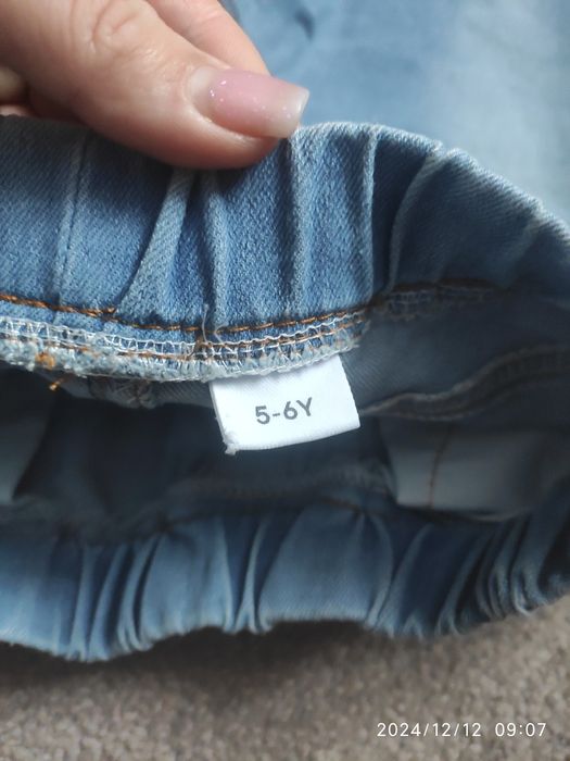 Джинси для дівчинки