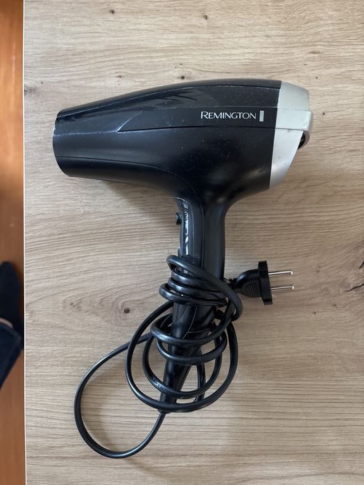 Suszarka do wlosow Remington