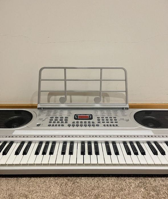 waldman stk-61, piano novo