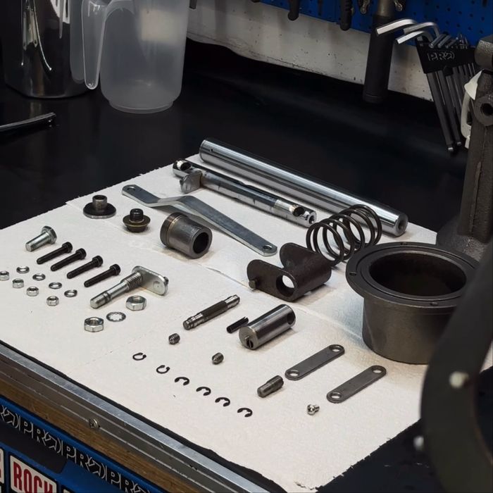 Naprawa foteli barberskich, fryzjerskich i kosmetycznych