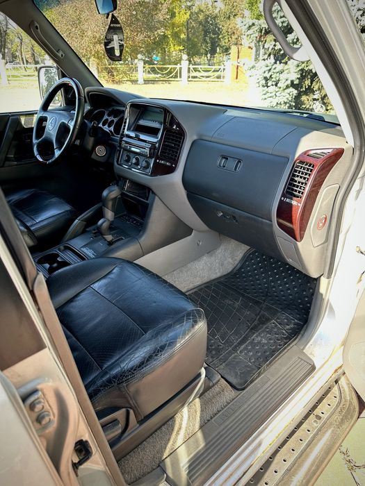 Mitsubishi Pajero Wagon