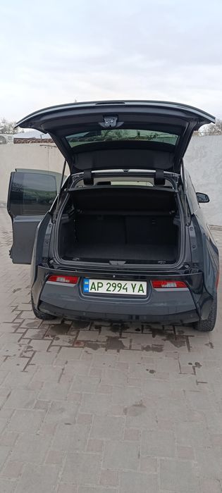 Електро авто bmw i3