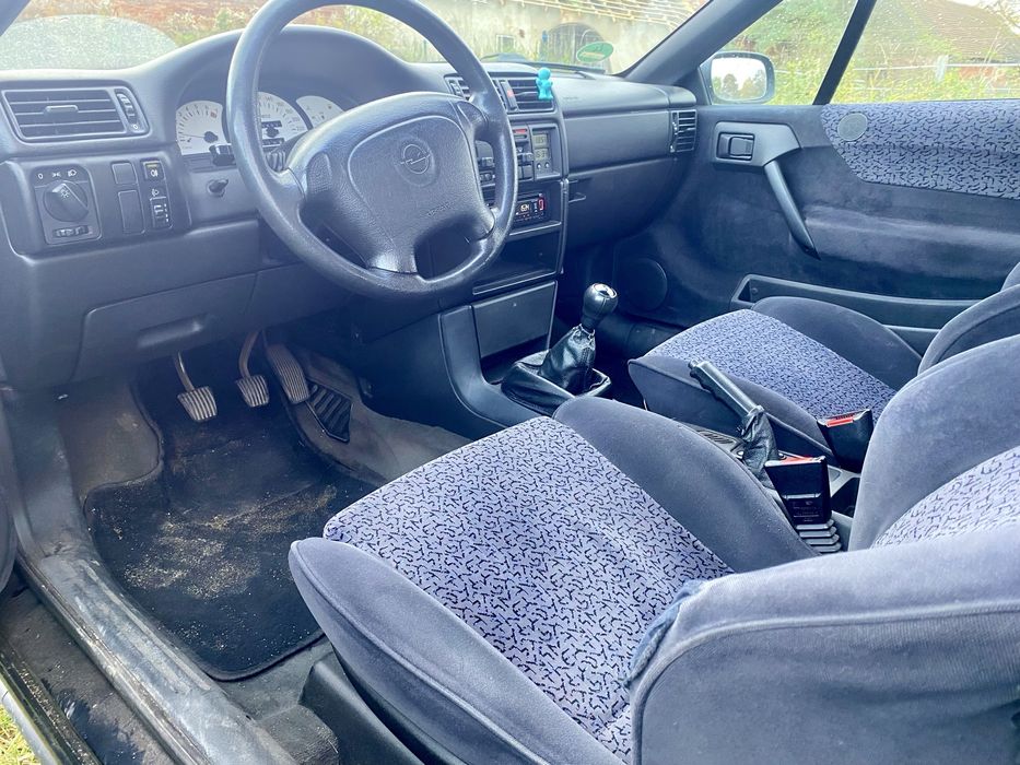 Opel Calibra 2,0 115 KM