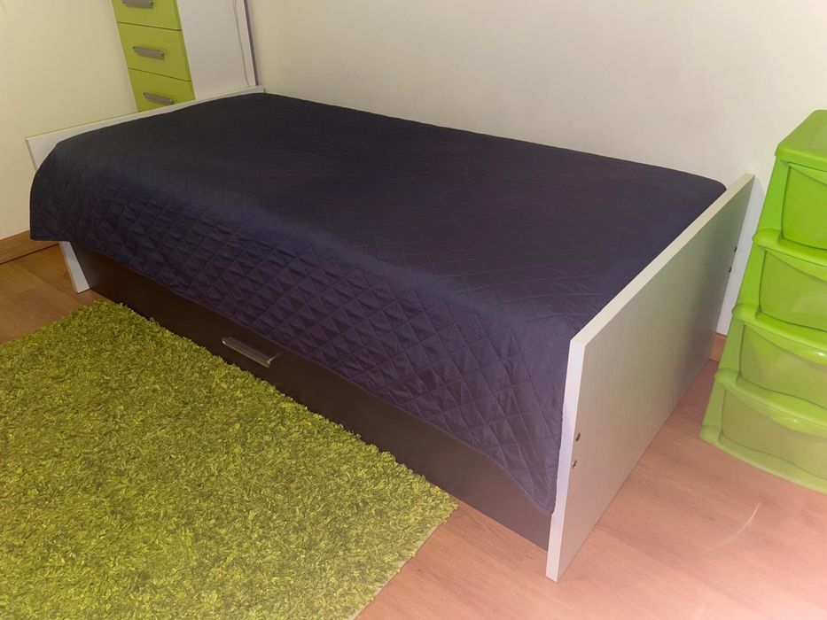 Quarto Juvenil Completo – Cama Dupla, Secretária, Cadeira e Arrumação