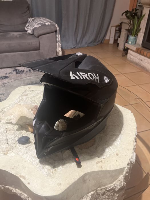 capacete Airoh de mota/trotinete eletrica