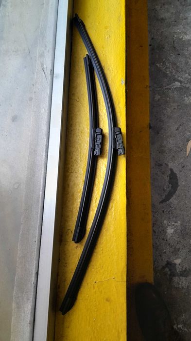 Escovas limpa para brisas Bosch (novas)