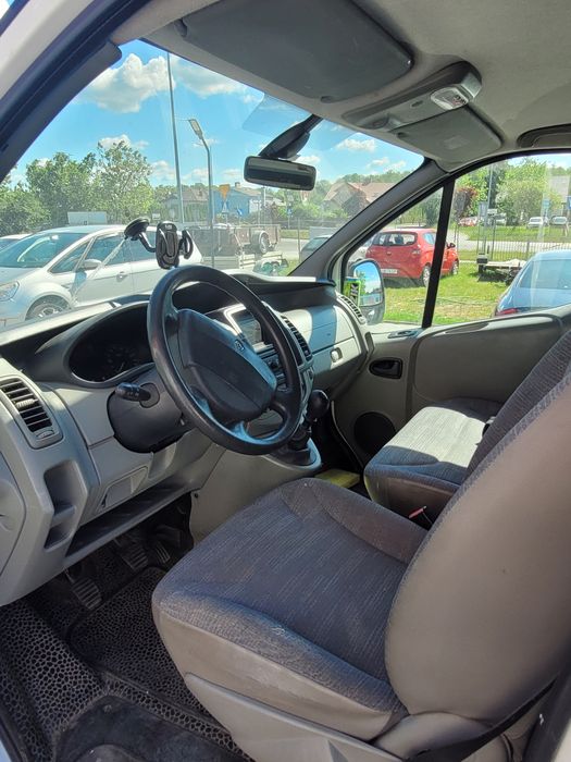 Renault Trafic 2011 2.0 115KM