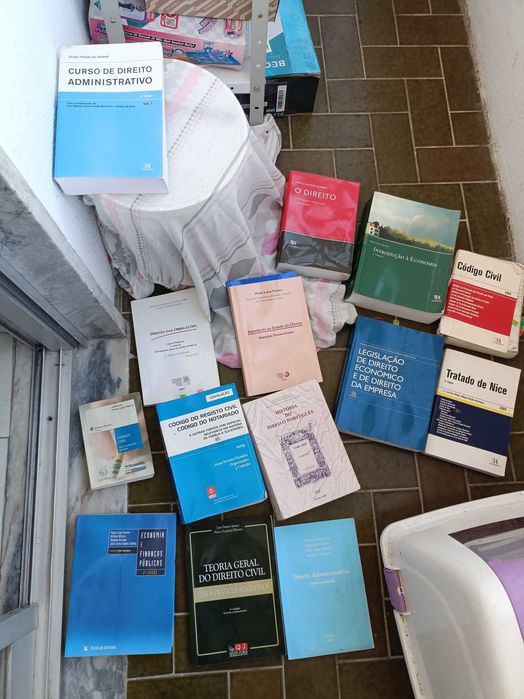 Livros de direito