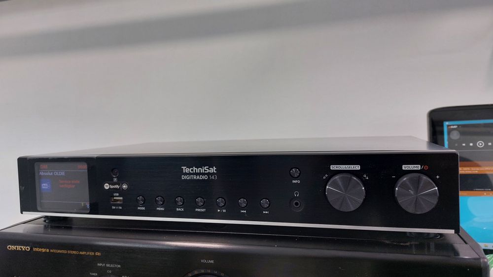 Technisat digitradio 143