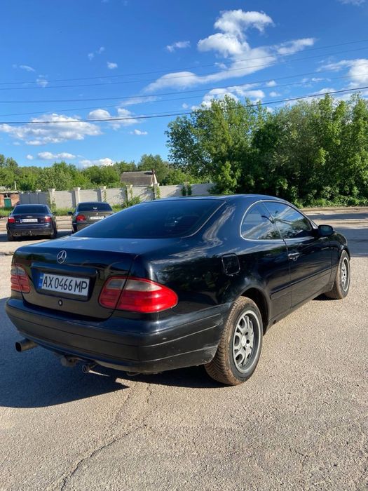 Mercedes-Benz CLK 230