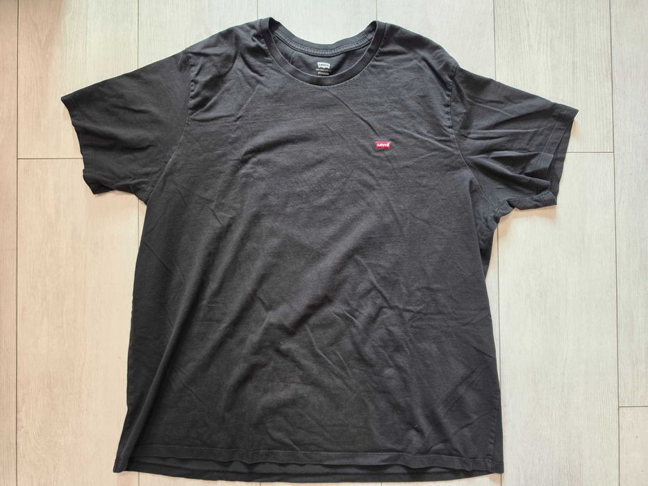 Męska koszulka T-shirt Levi's Czarna Używana Rozmiar XXL